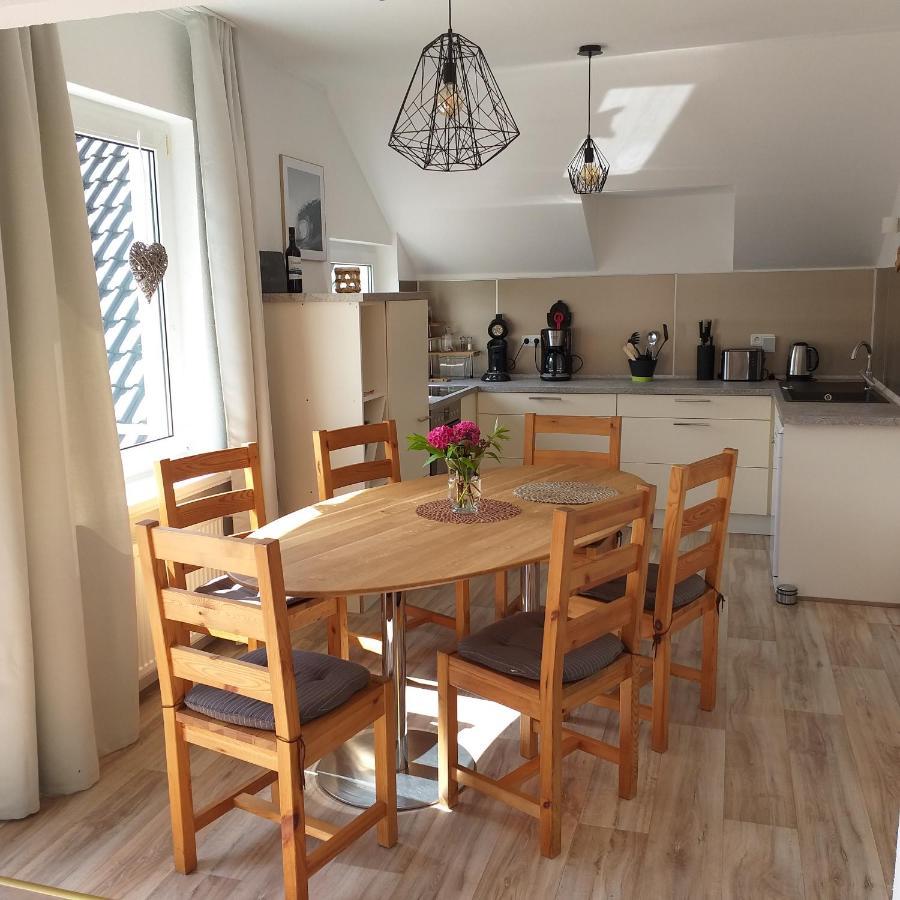 Friesenauster - Grosse Ferienwohnung Fuer Bis Zu 6 Personen Jever Exteriér fotografie